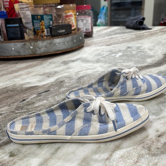 Striped Blue and White Kids Sneakers - Picture 5 of 5
